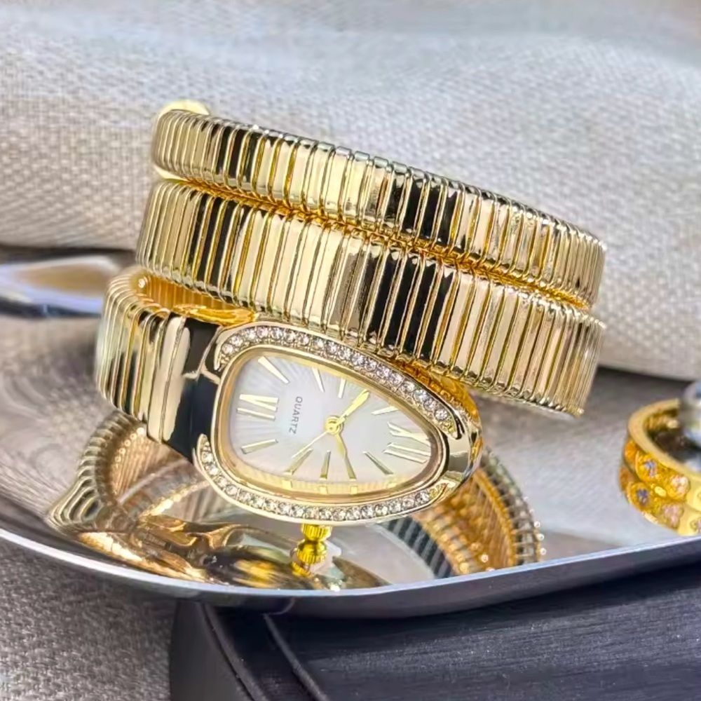 Serpenti Snake Wrap Elegant Gold Women's Watch
